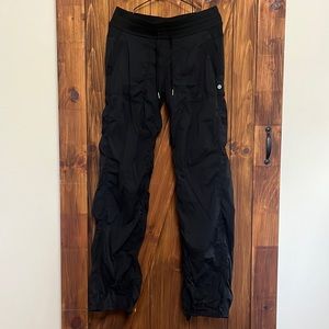 Women’s Lululemon pants